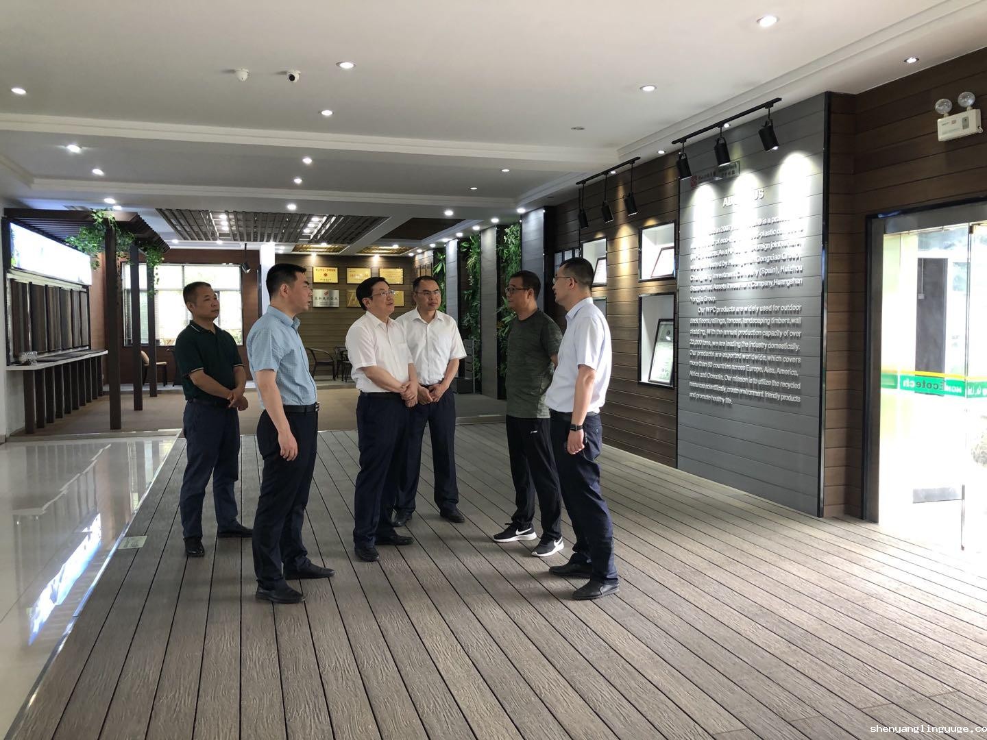 //www.shenyanglingyuge.com/hsdt/178.html