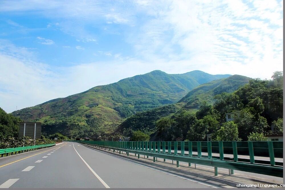 //www.shenyanglingyuge.com/hsdt/129.html